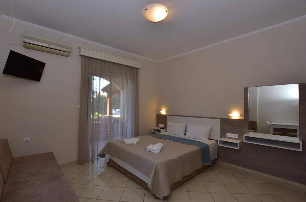 Flisvos Rooms Палеохора Экстерьер фото