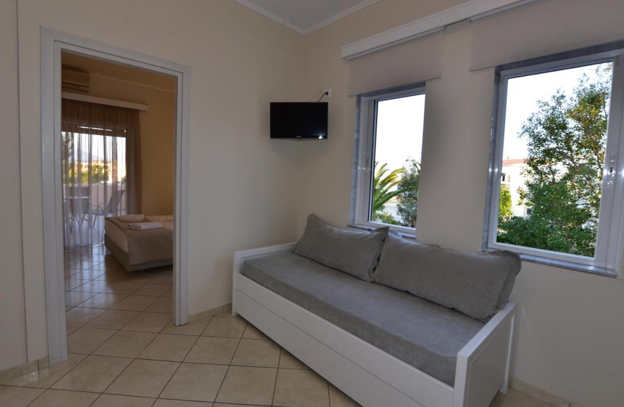 Flisvos Rooms Палеохора Экстерьер фото