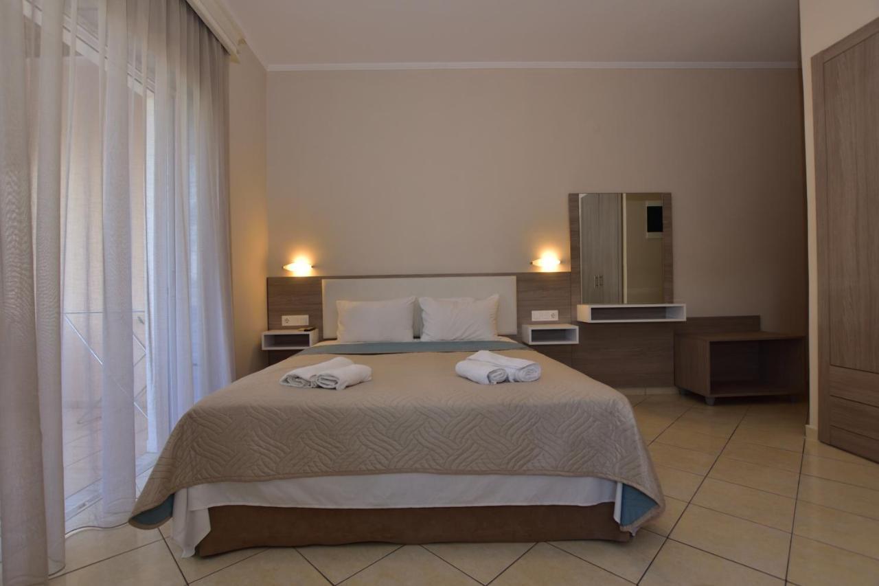 Flisvos Rooms Палеохора Экстерьер фото