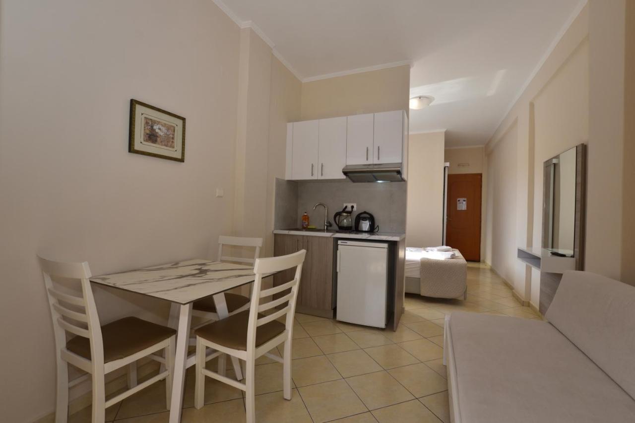Flisvos Rooms Палеохора Экстерьер фото