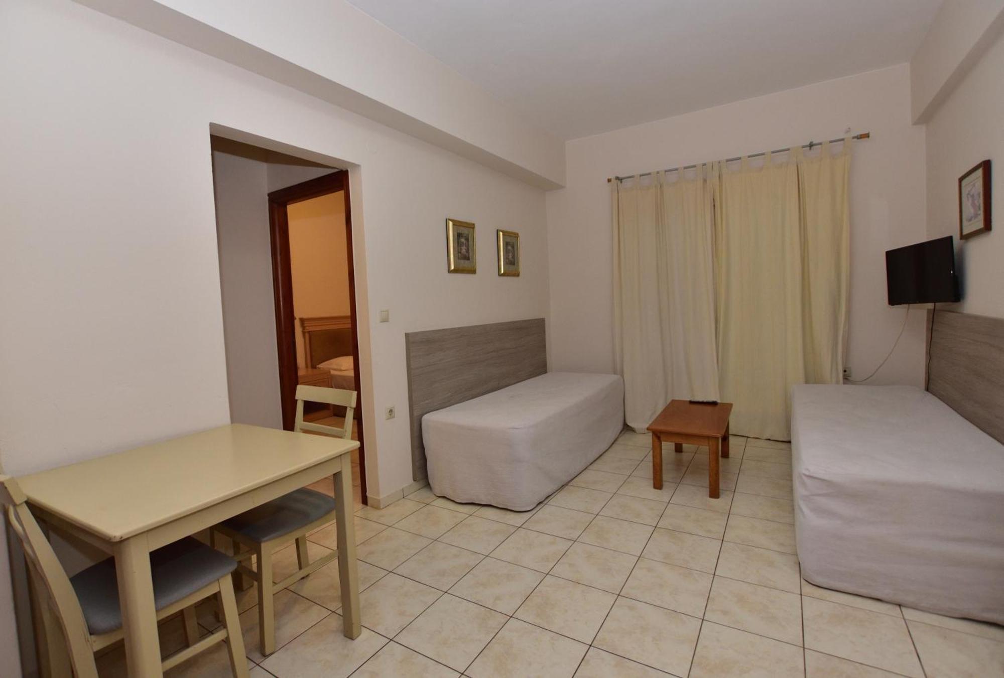 Flisvos Rooms Палеохора Экстерьер фото