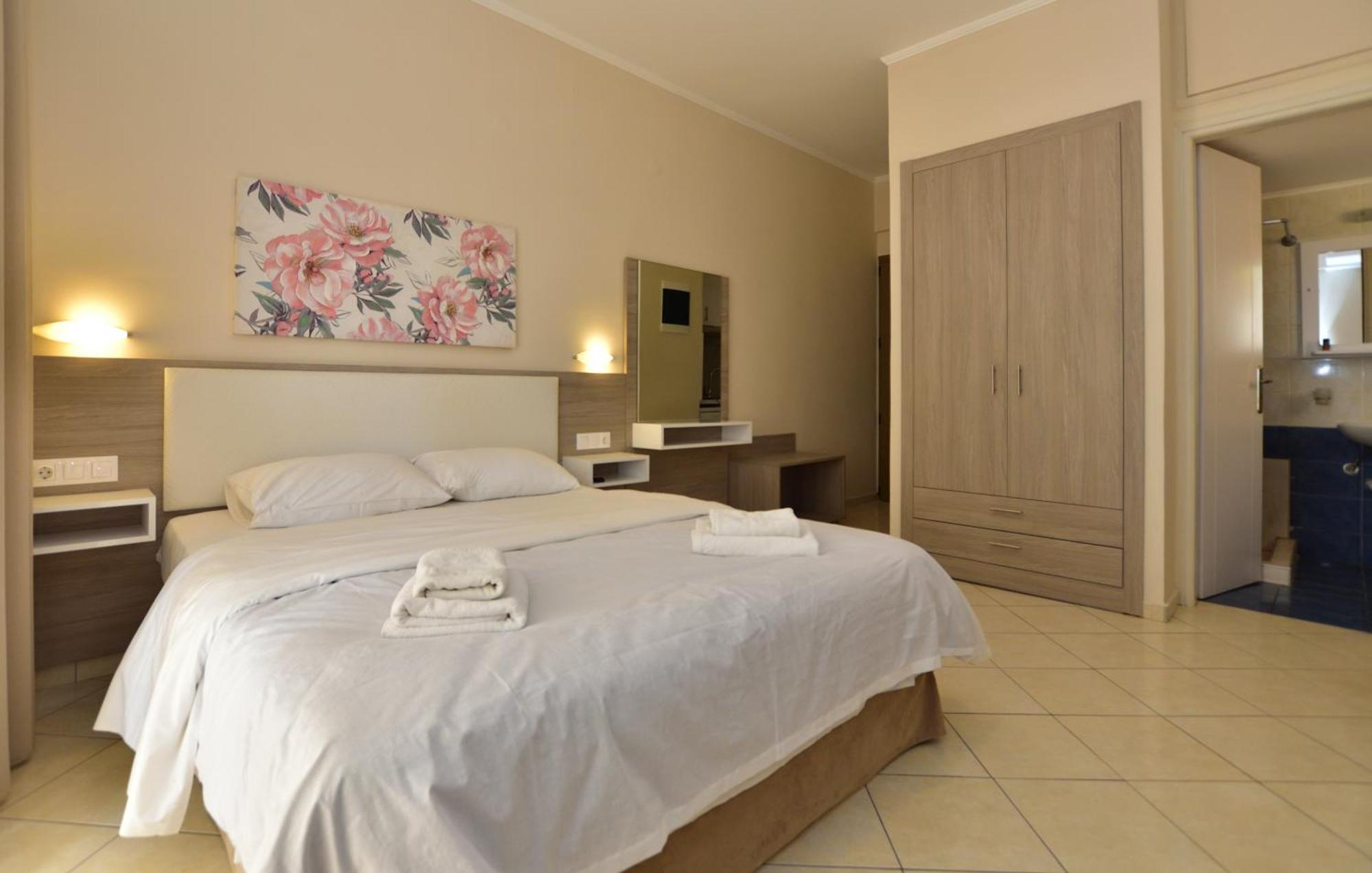 Flisvos Rooms Палеохора Экстерьер фото