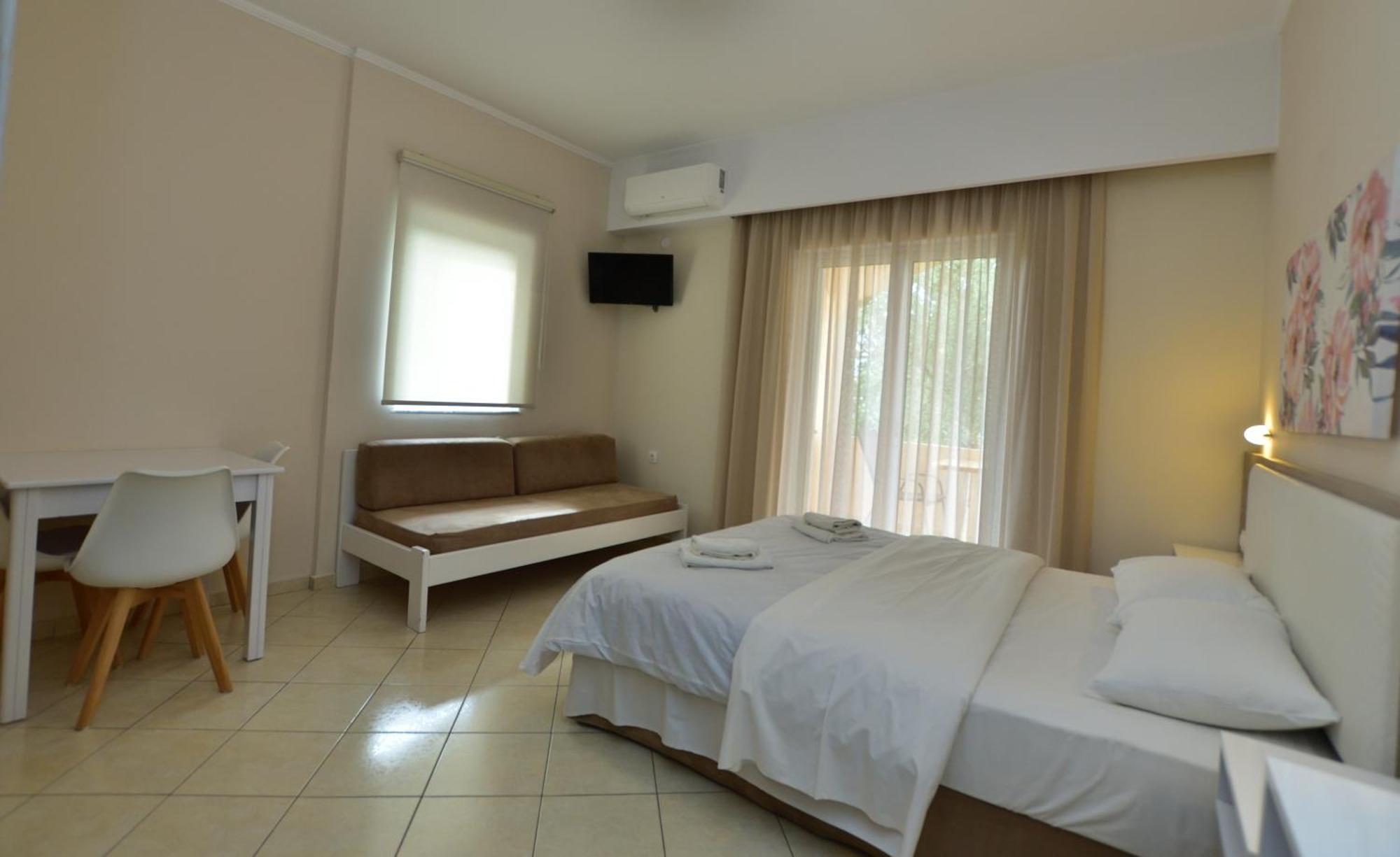 Flisvos Rooms Палеохора Экстерьер фото