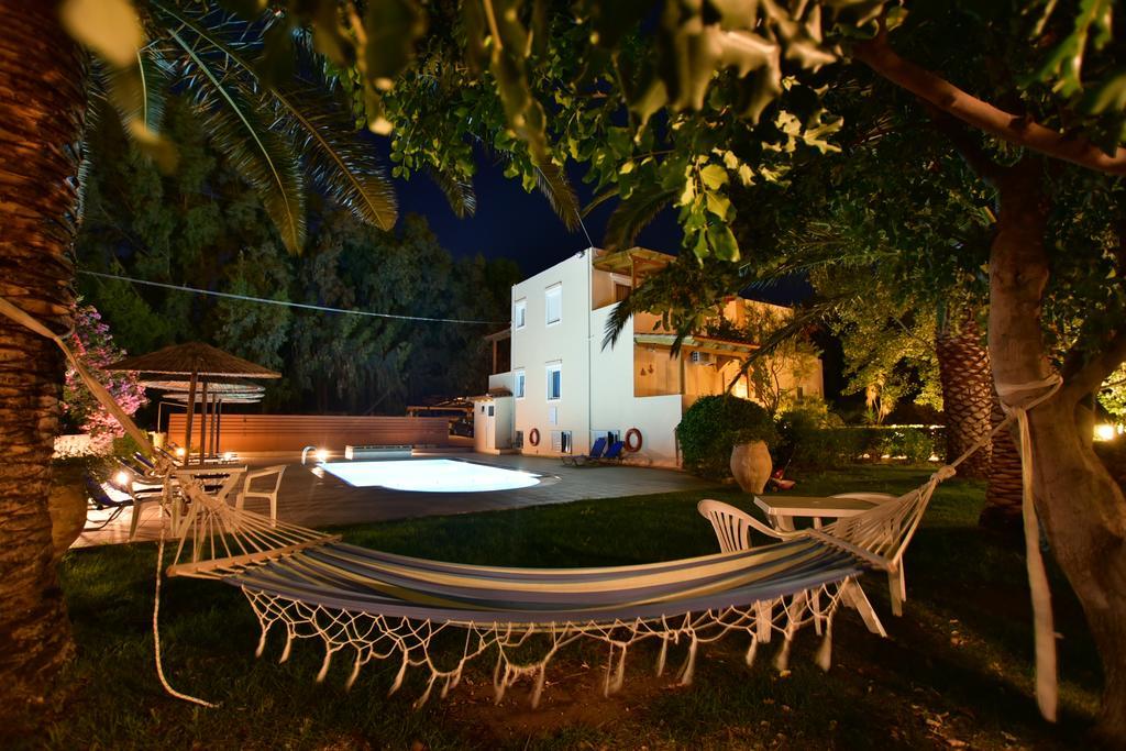 Flisvos Rooms Палеохора Экстерьер фото
